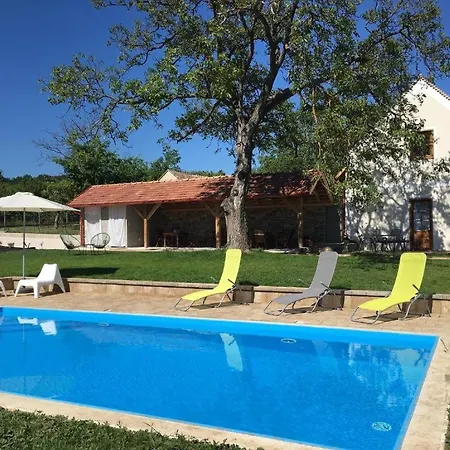 D4 Apartman Dörgicse